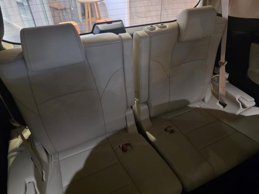 ALPHARD 3.5 - Image 6